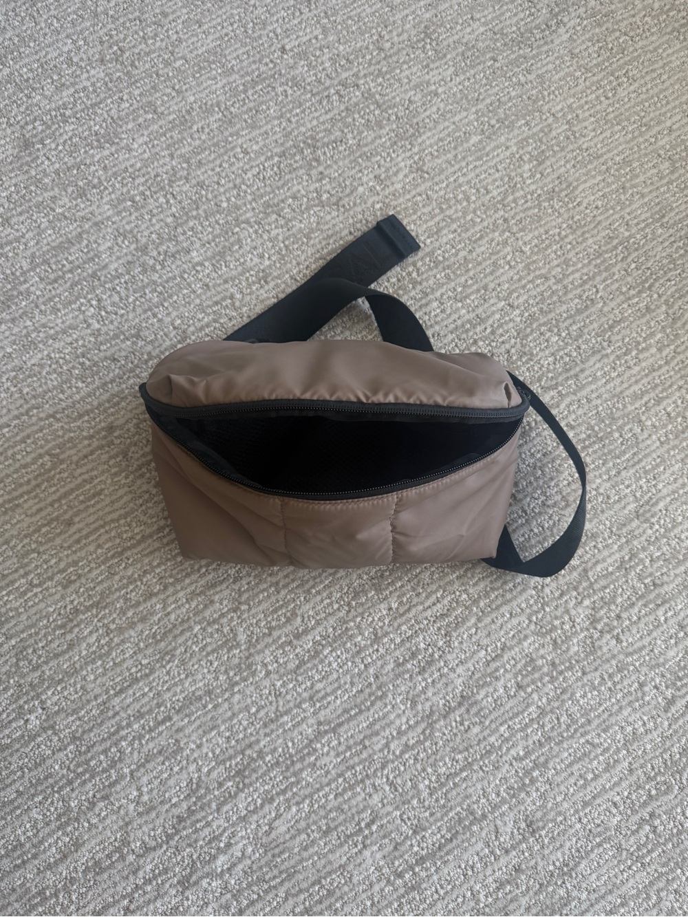Calpak belt bag - Picture 3 of 5